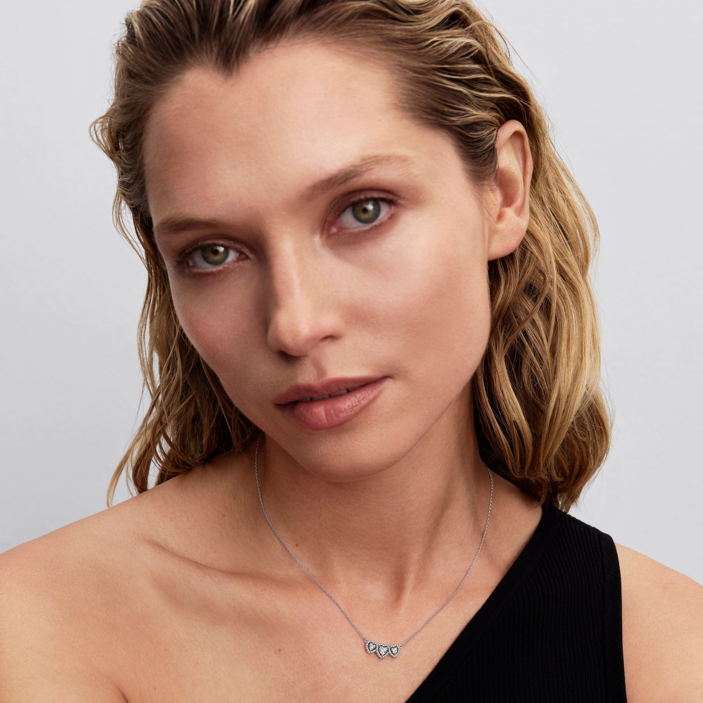 Pandora Halo Heart Trilogy Collier Necklace