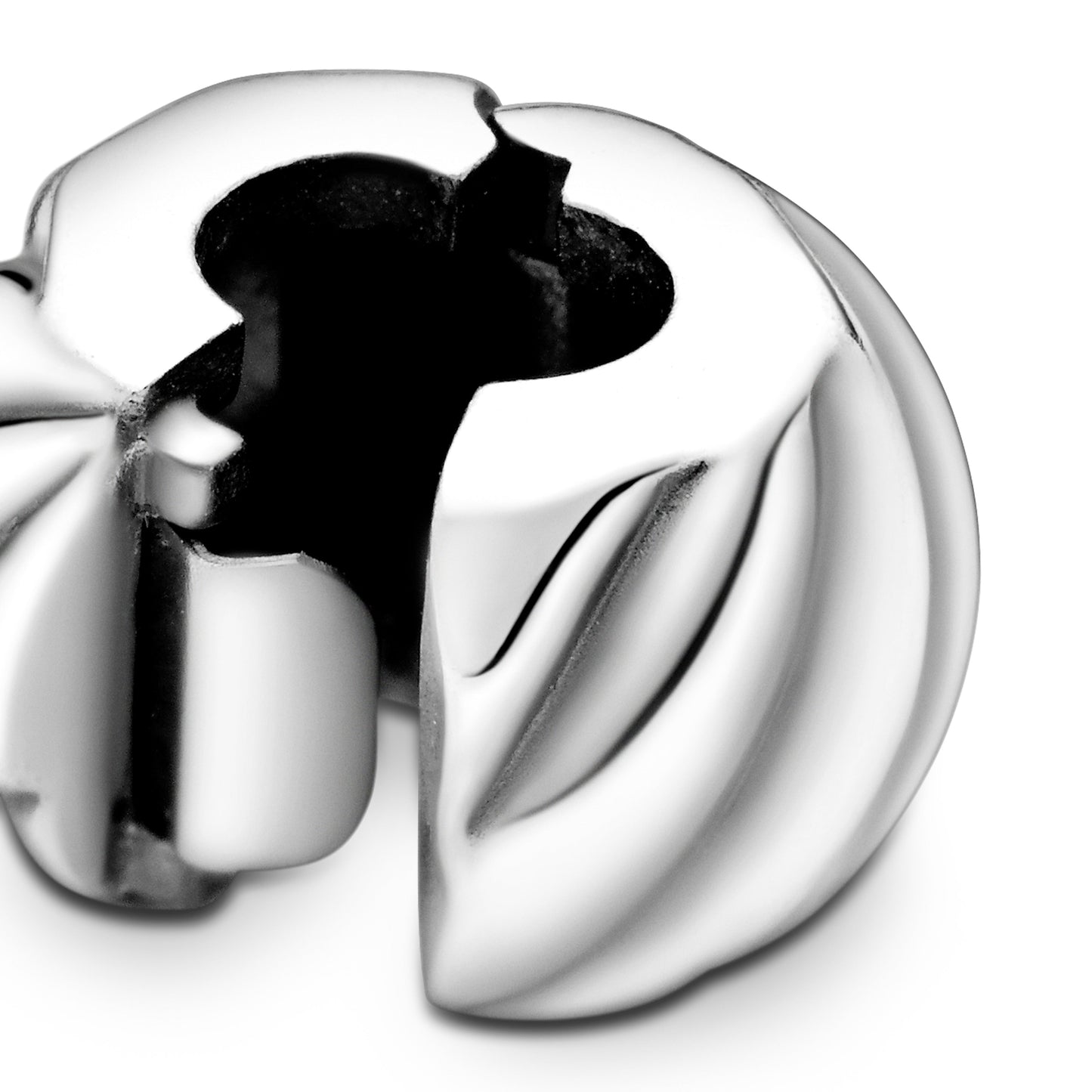 Pandora Polished Feathered Clip Charm