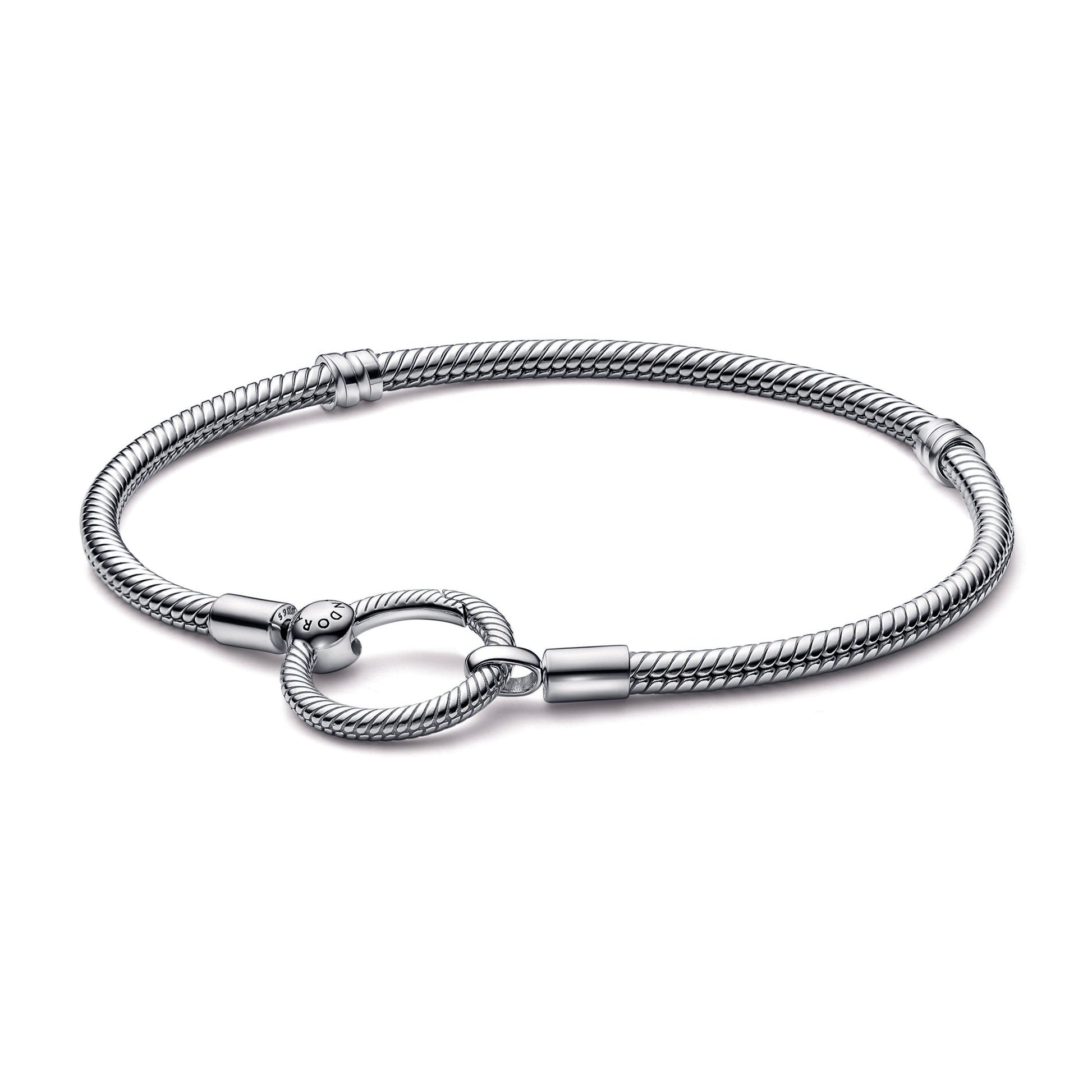 Pandora Moments O Closure Snake Chain Bracelet