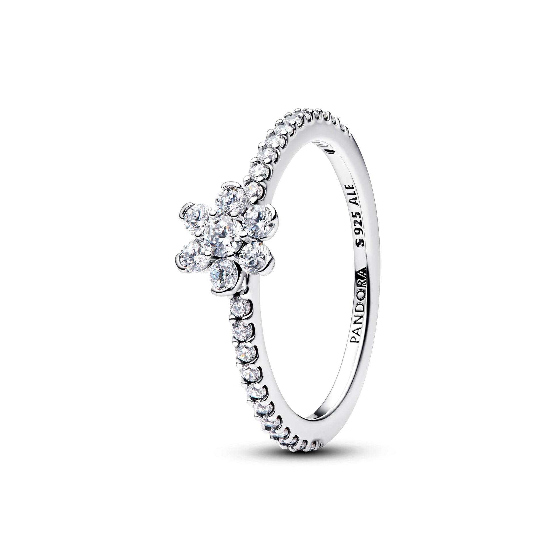 Pandora Sparkling Flower Ring